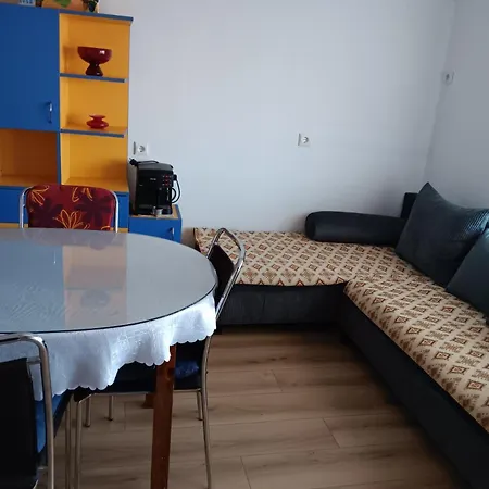 Apartament Friends *